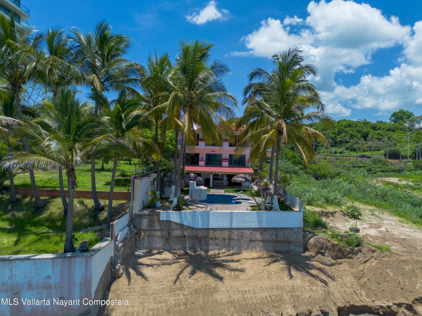 20250723232120360140000000-o