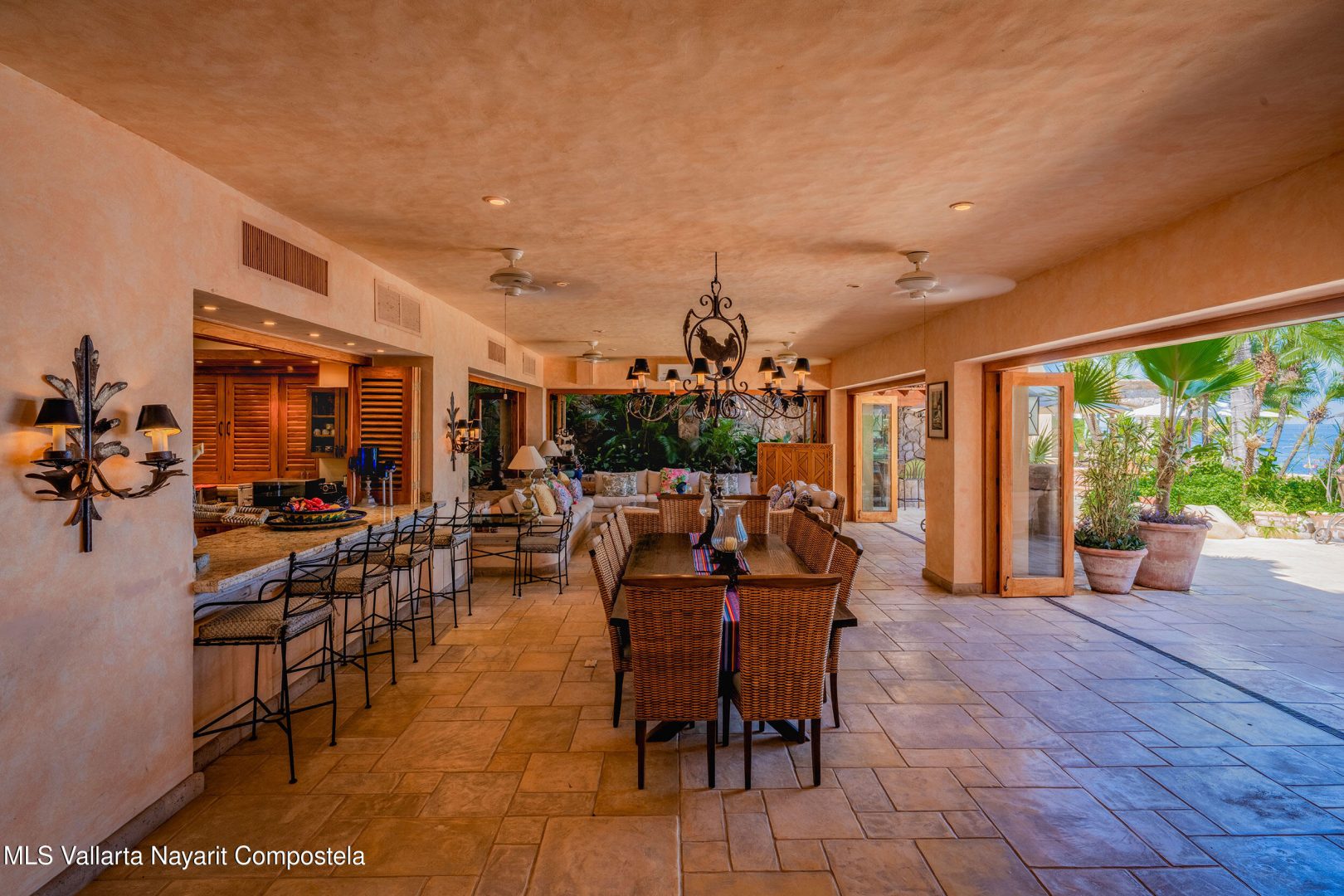 20250806213148162228000000-o