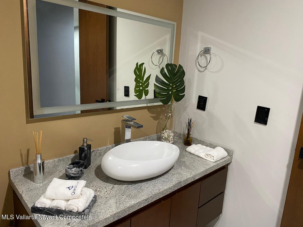 20250807023304538364000000-o