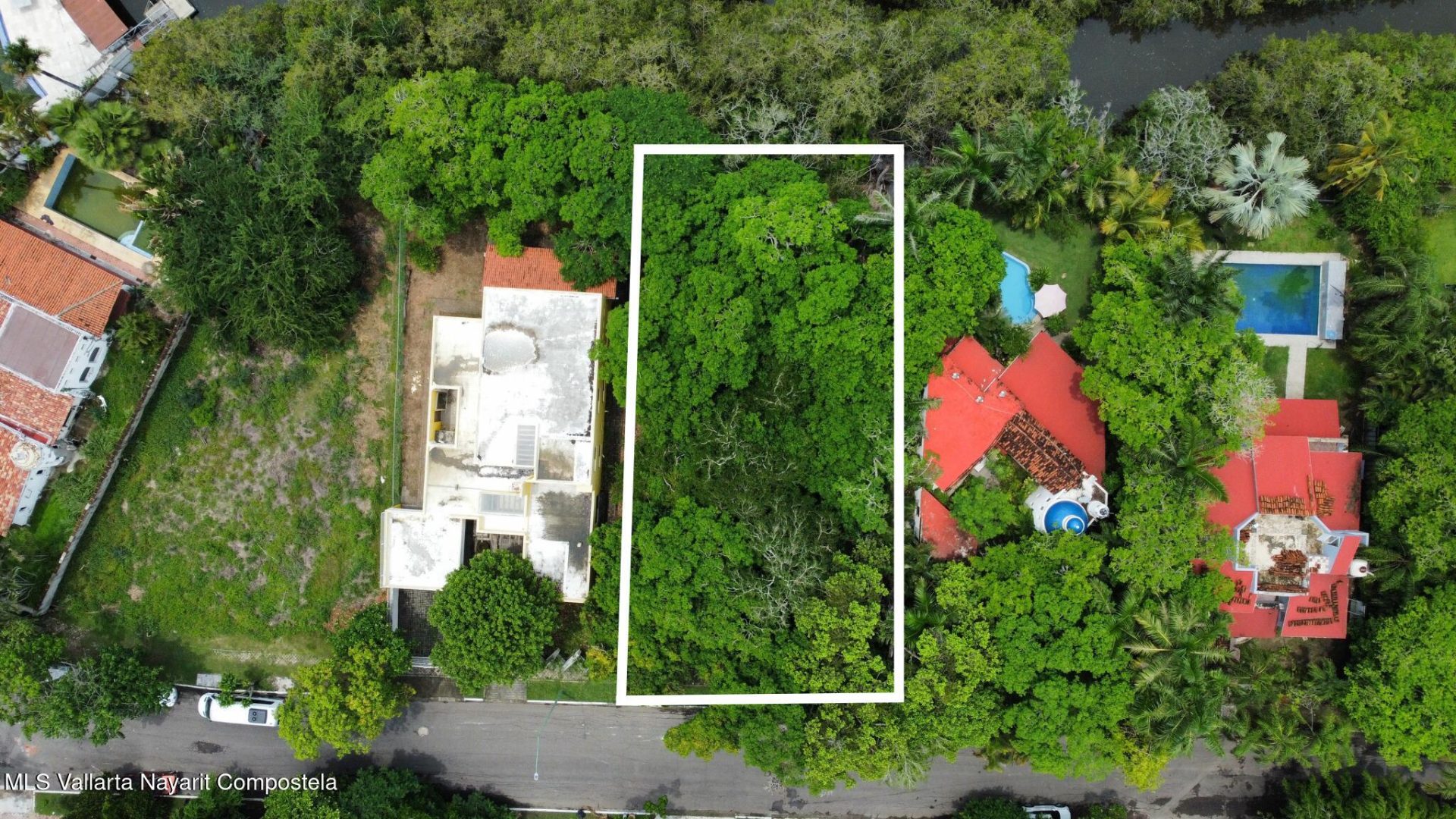 20250812201758555995000000-o