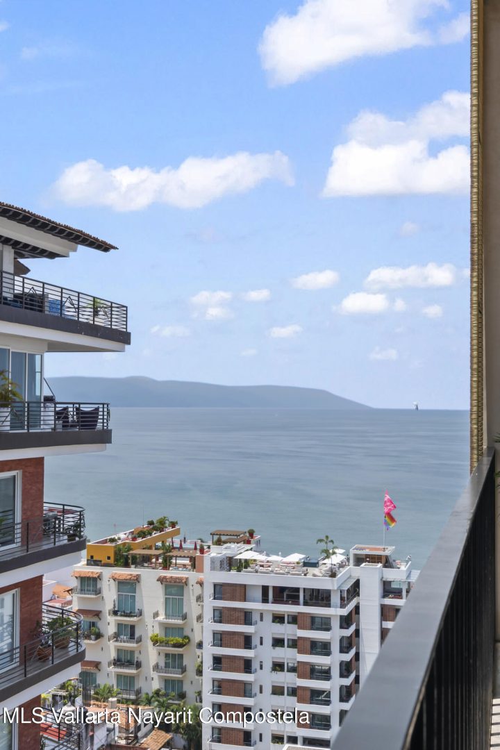 20250818225609338494000000-o