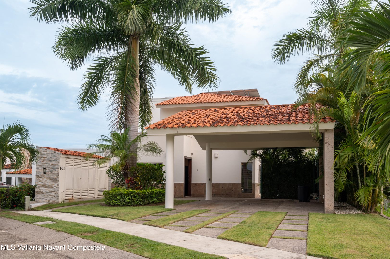 20250818233854468737000000-o