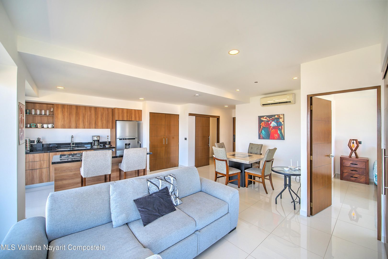 20250819150455176978000000-o