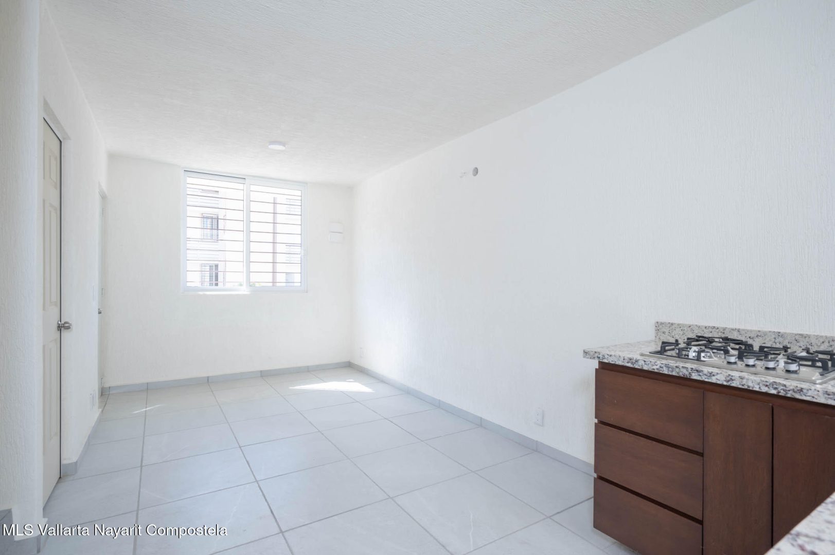 20250821030546852087000000-o