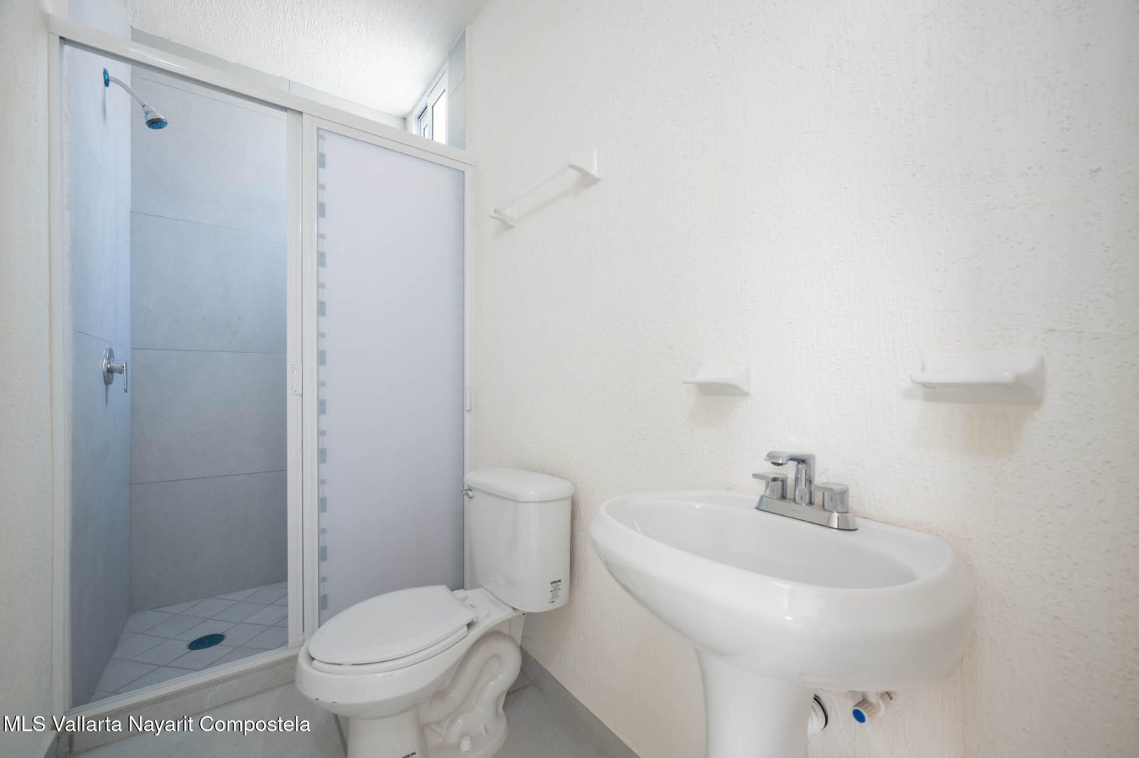 20250821030550293672000000-o