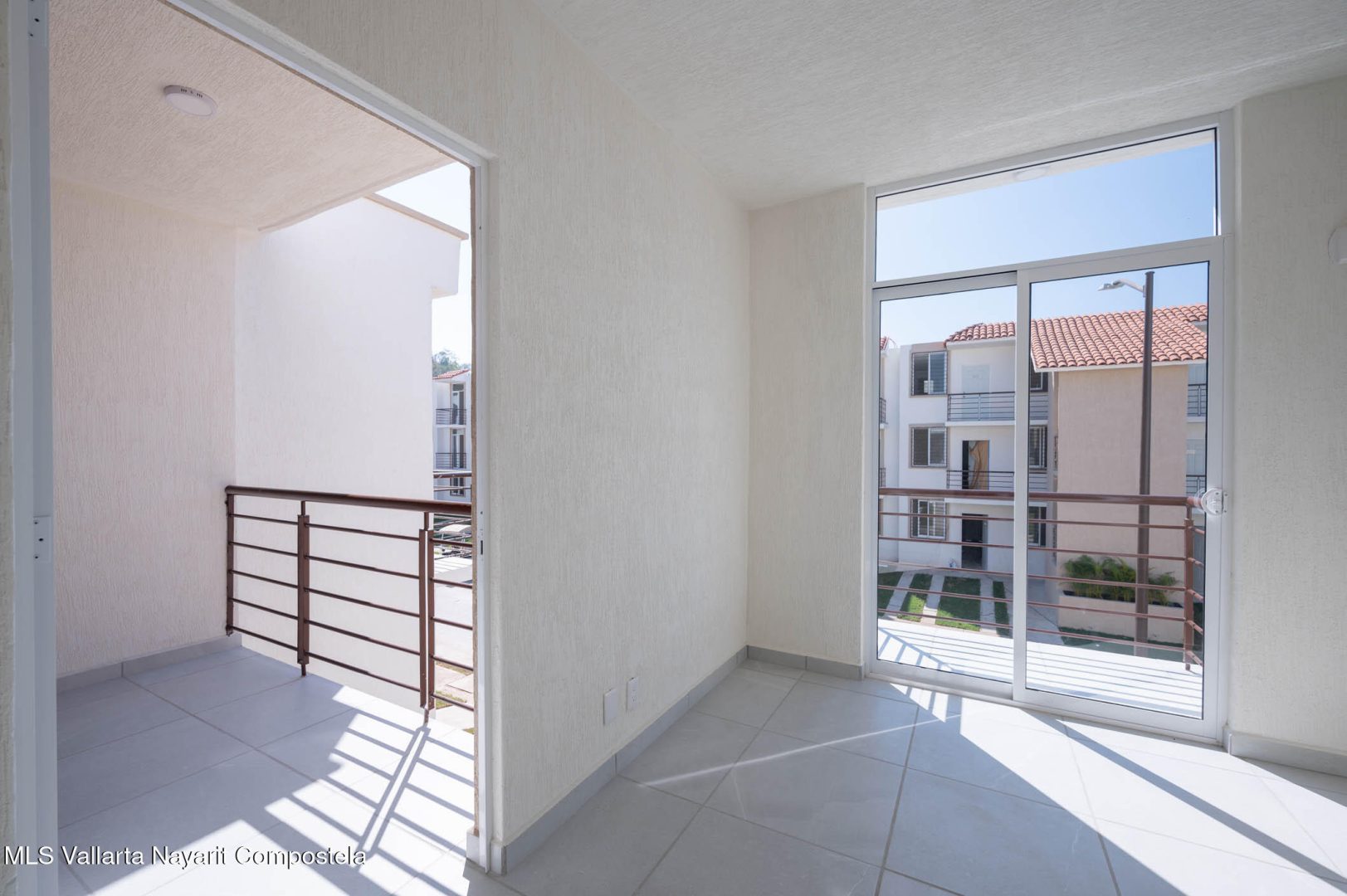 20250821030553884496000000-o