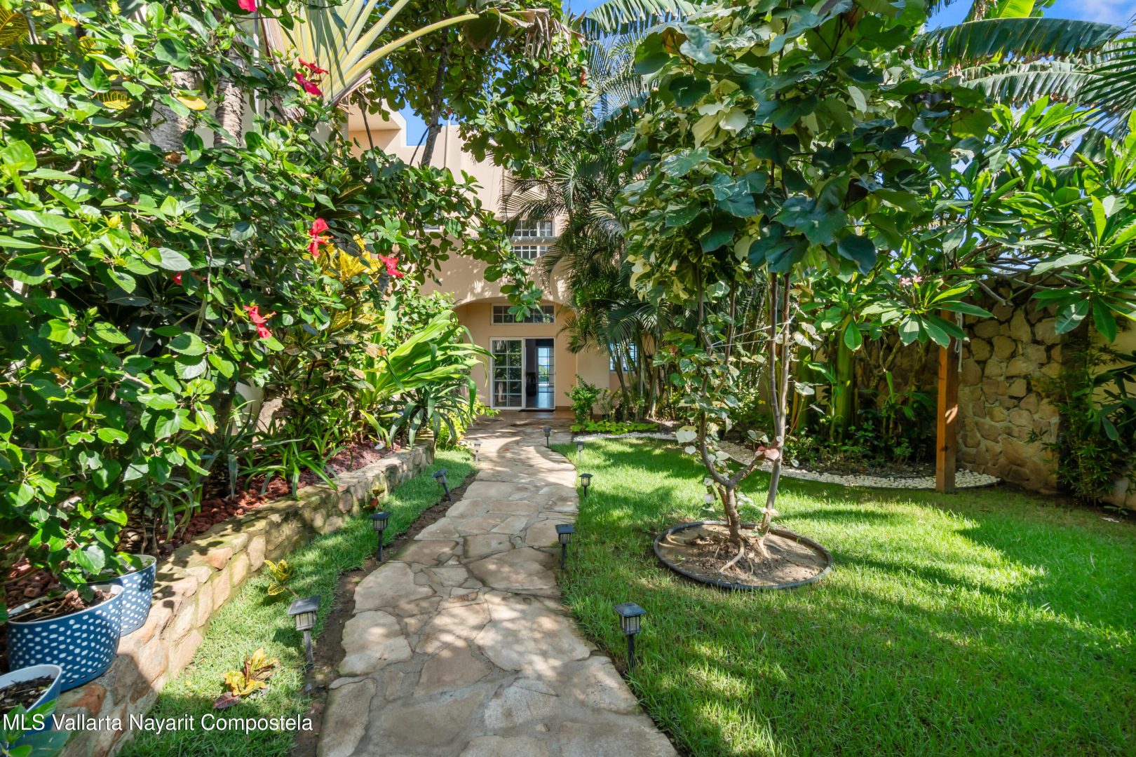 20250821190807811515000000-o