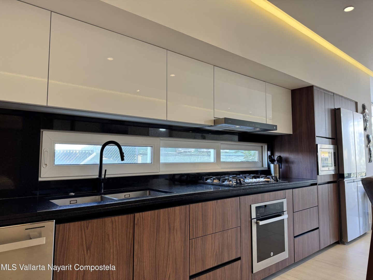 20250903192339217185000000-o