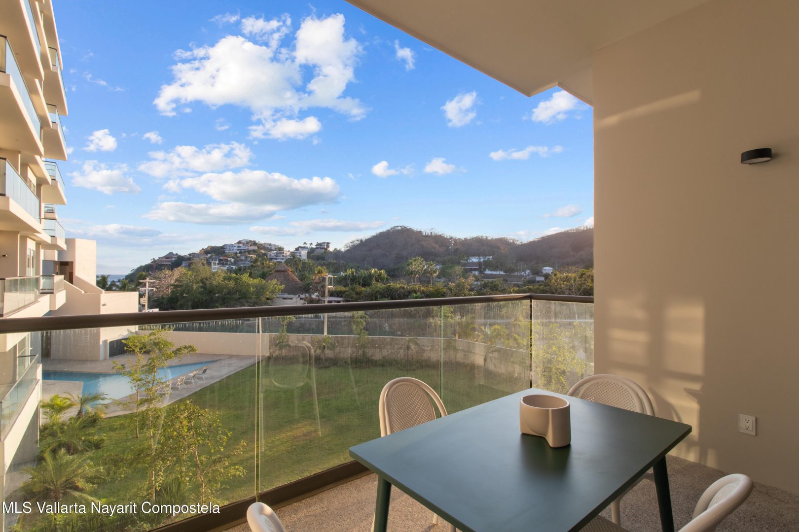 20250905195557562526000000-o