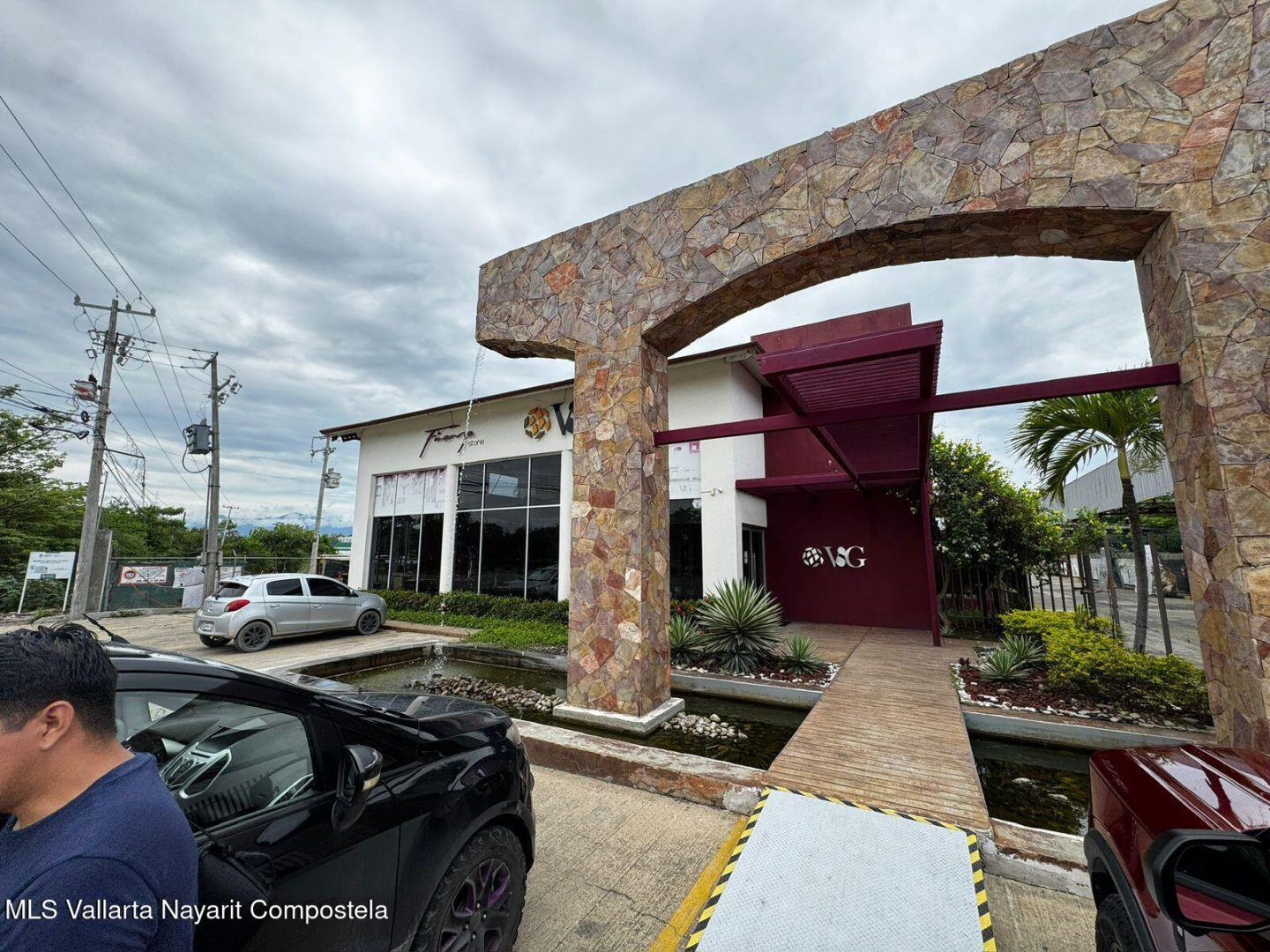 20250908171845730098000000-o