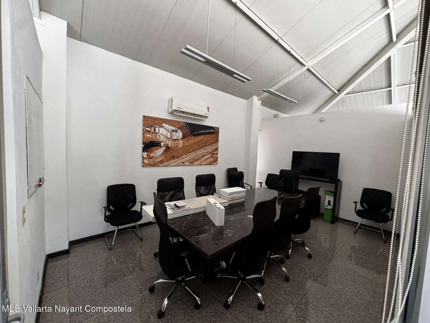 20250908171845892692000000-o