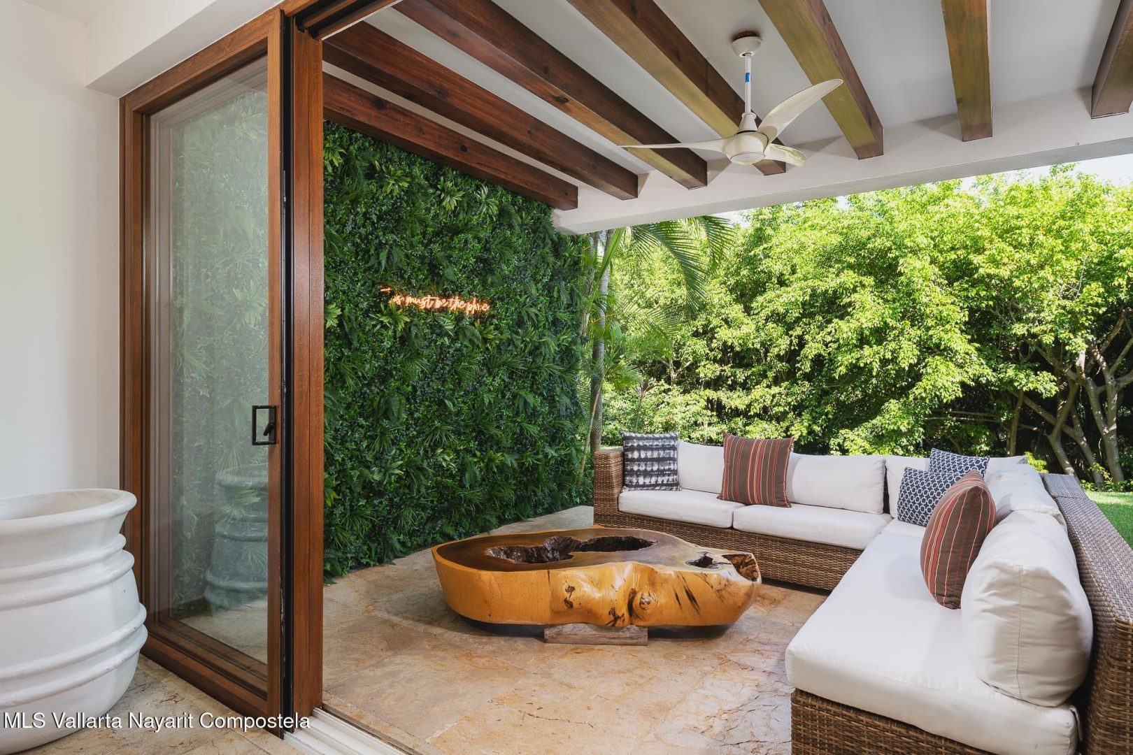 20250909231552642807000000-o