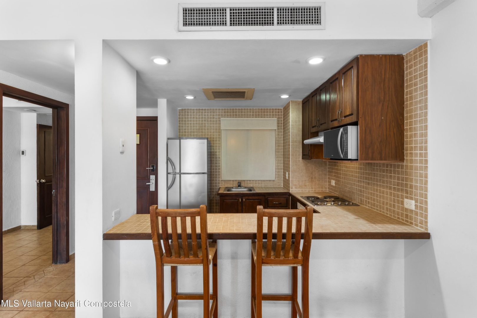 20250914211124846360000000-o