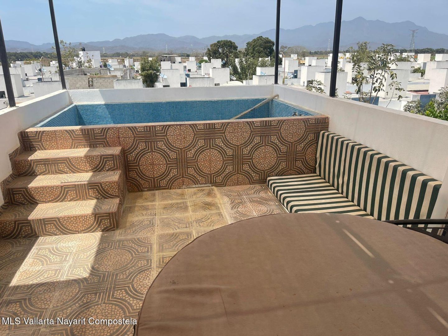 20250915020017180685000000-o