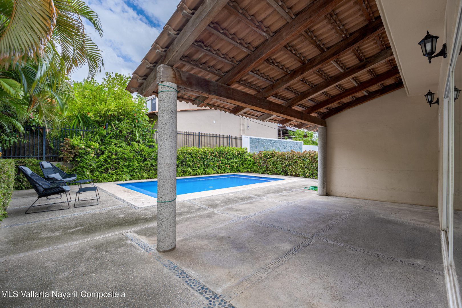 20250915210556803418000000-o