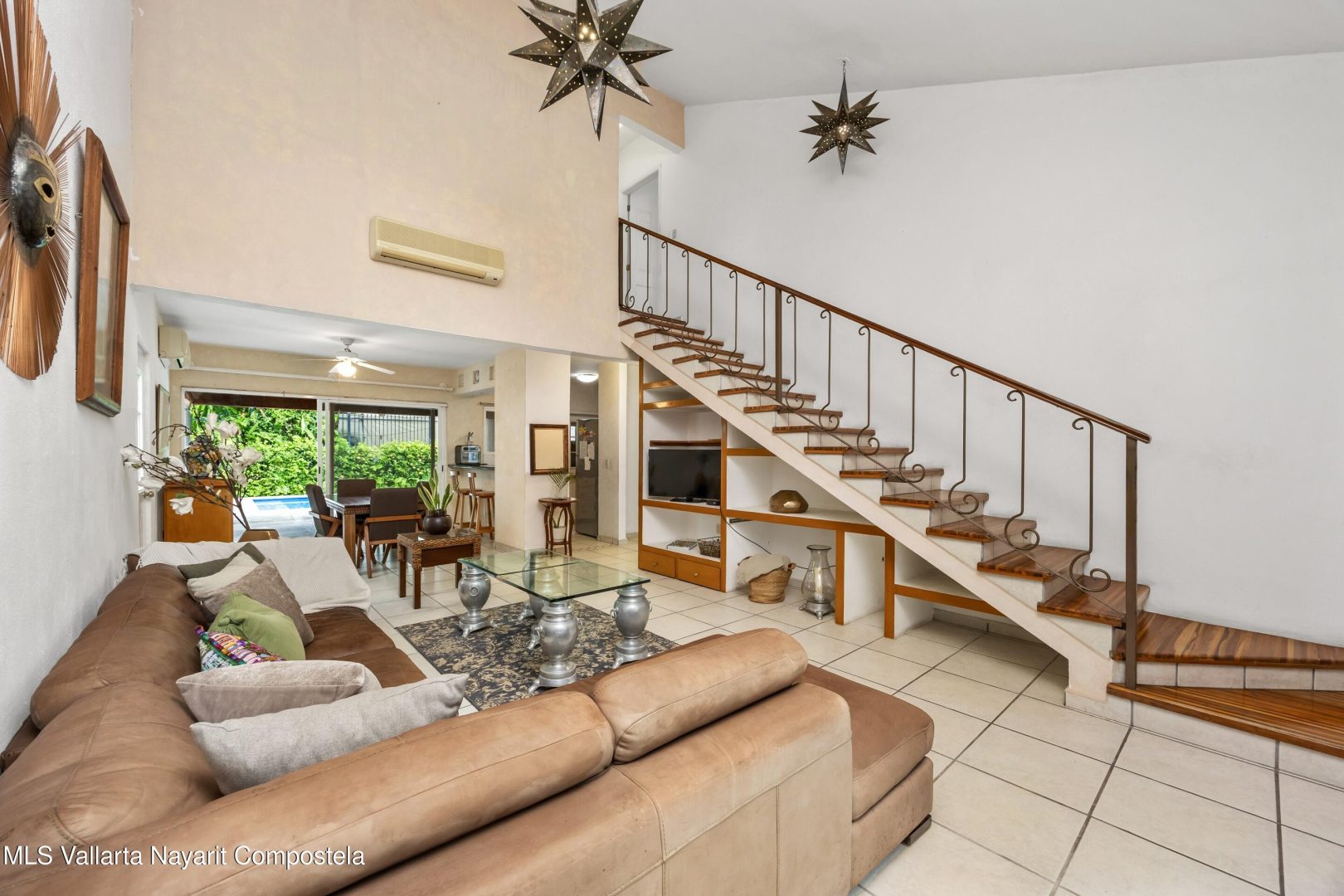 20250915210559180375000000-o