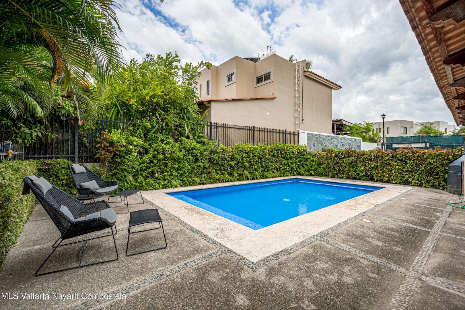 20250915210606438648000000-o