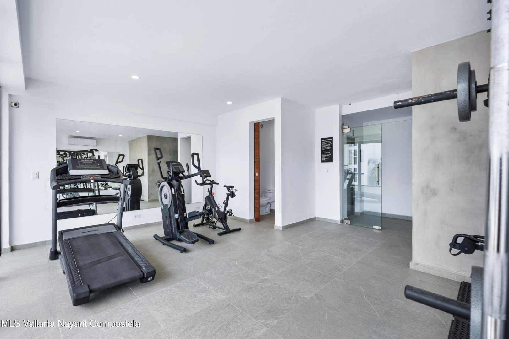 20250916214304724044000000-o