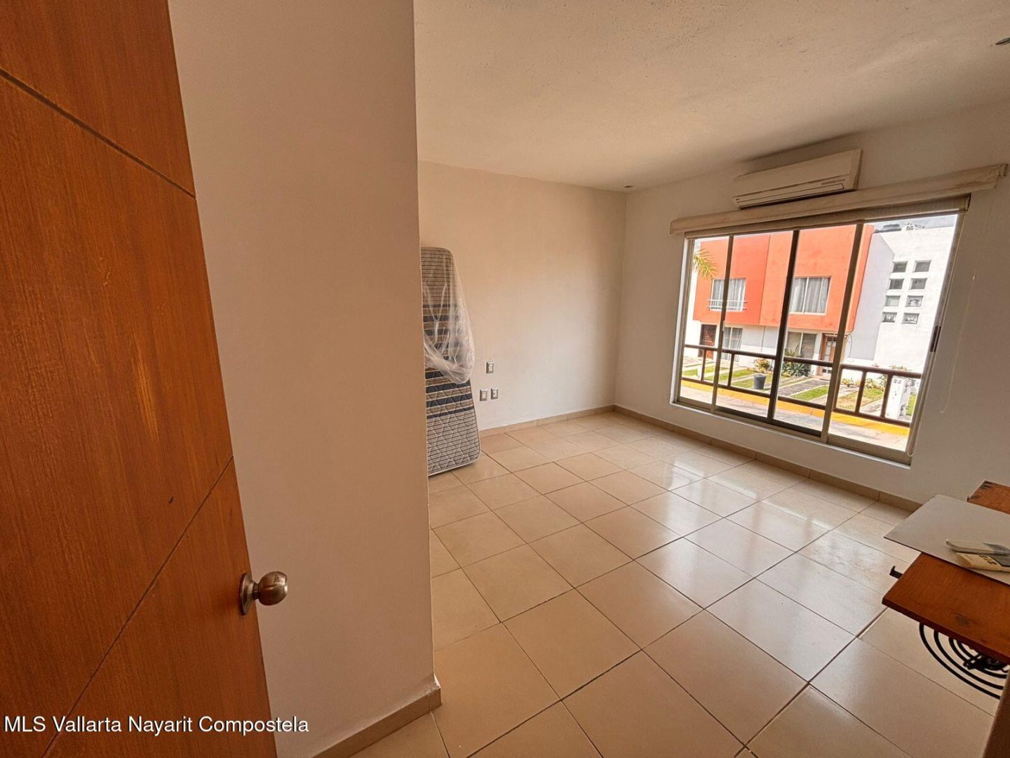 20250916214603864161000000-o