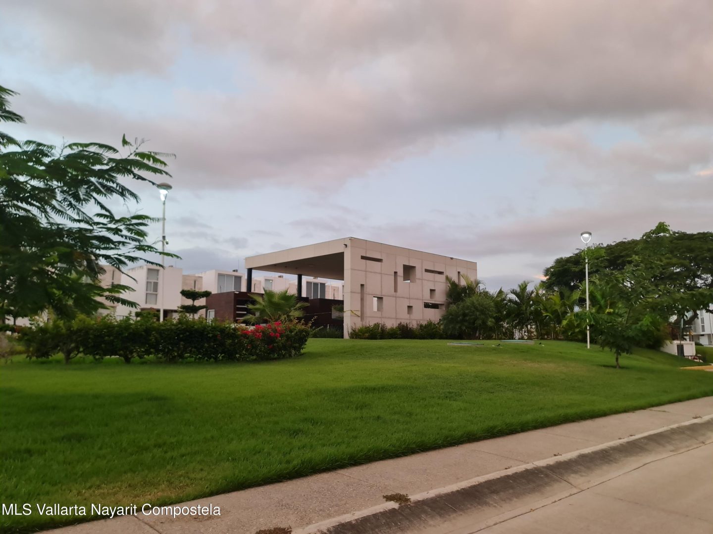 20250918191322175485000000-o