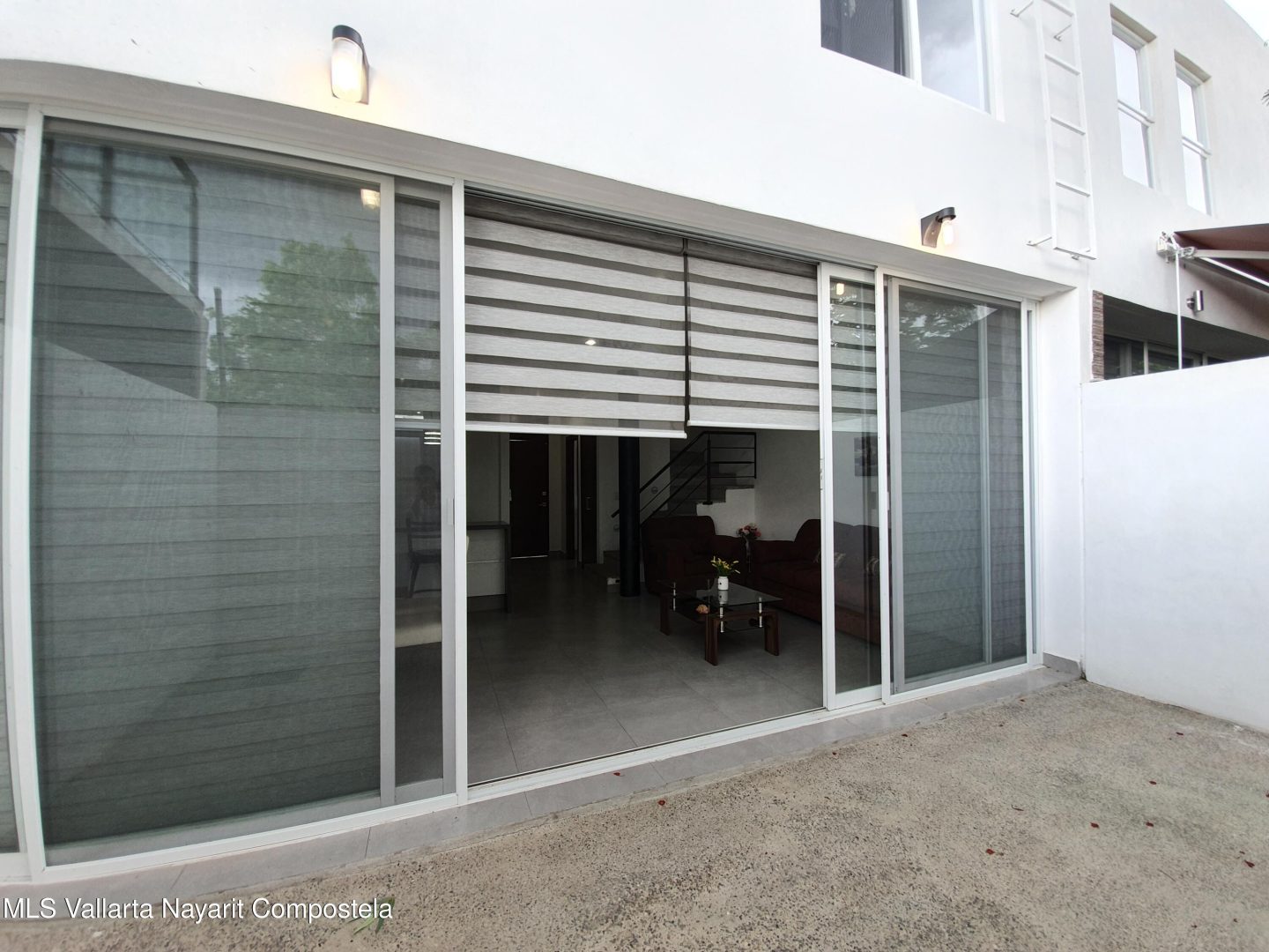 20250918191356590758000000-o