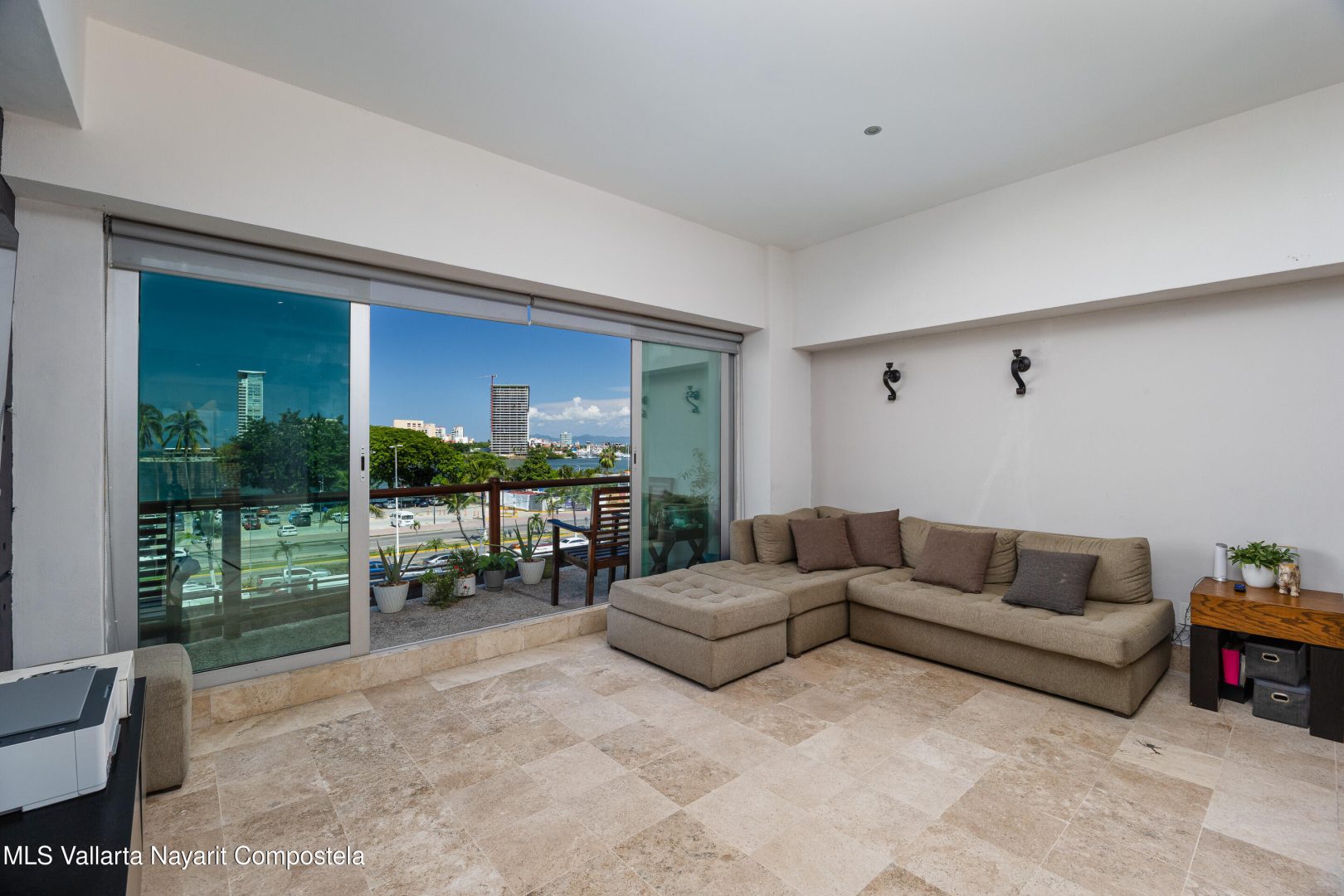 20250921205408988522000000-o