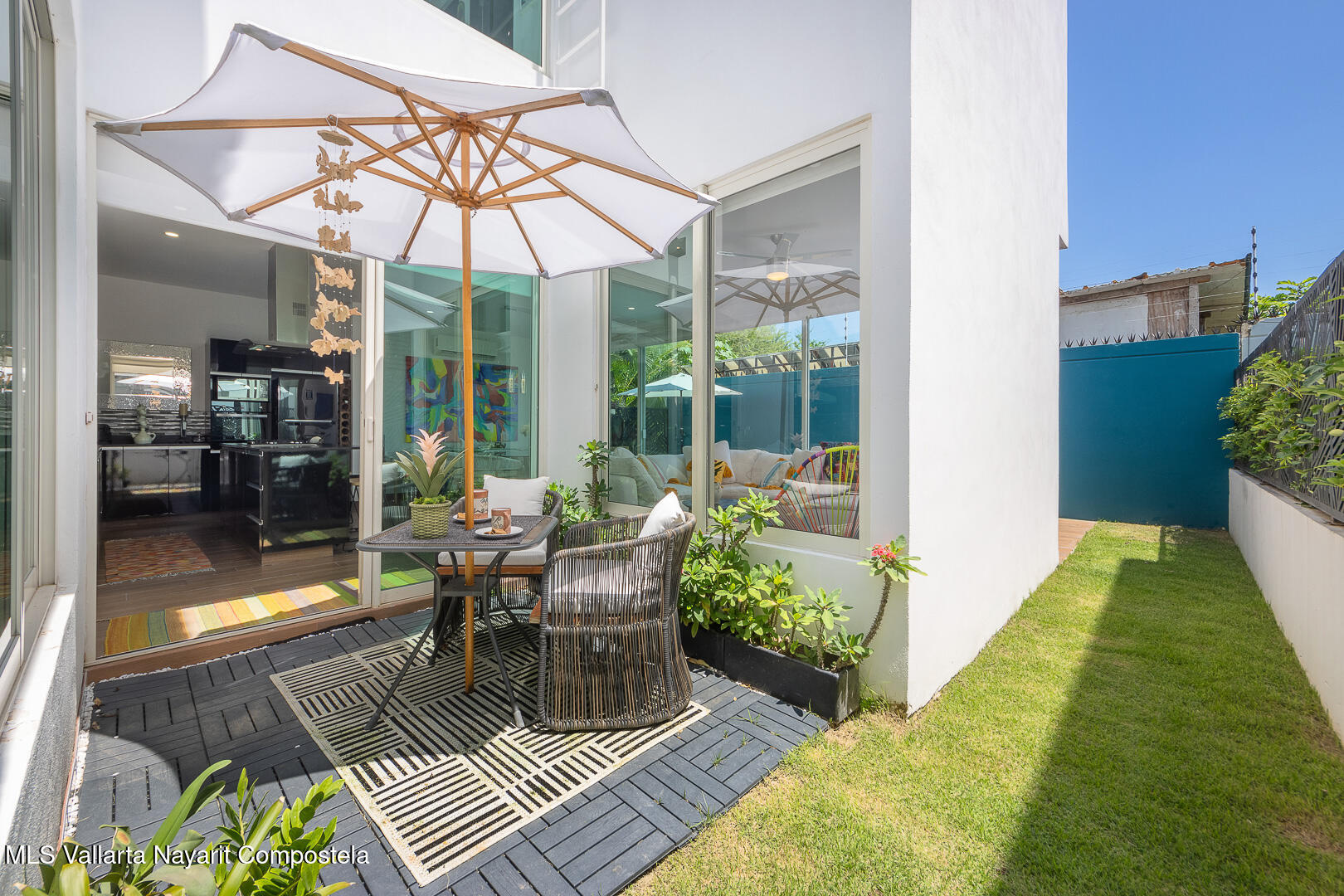 20250925230032480624000000-o