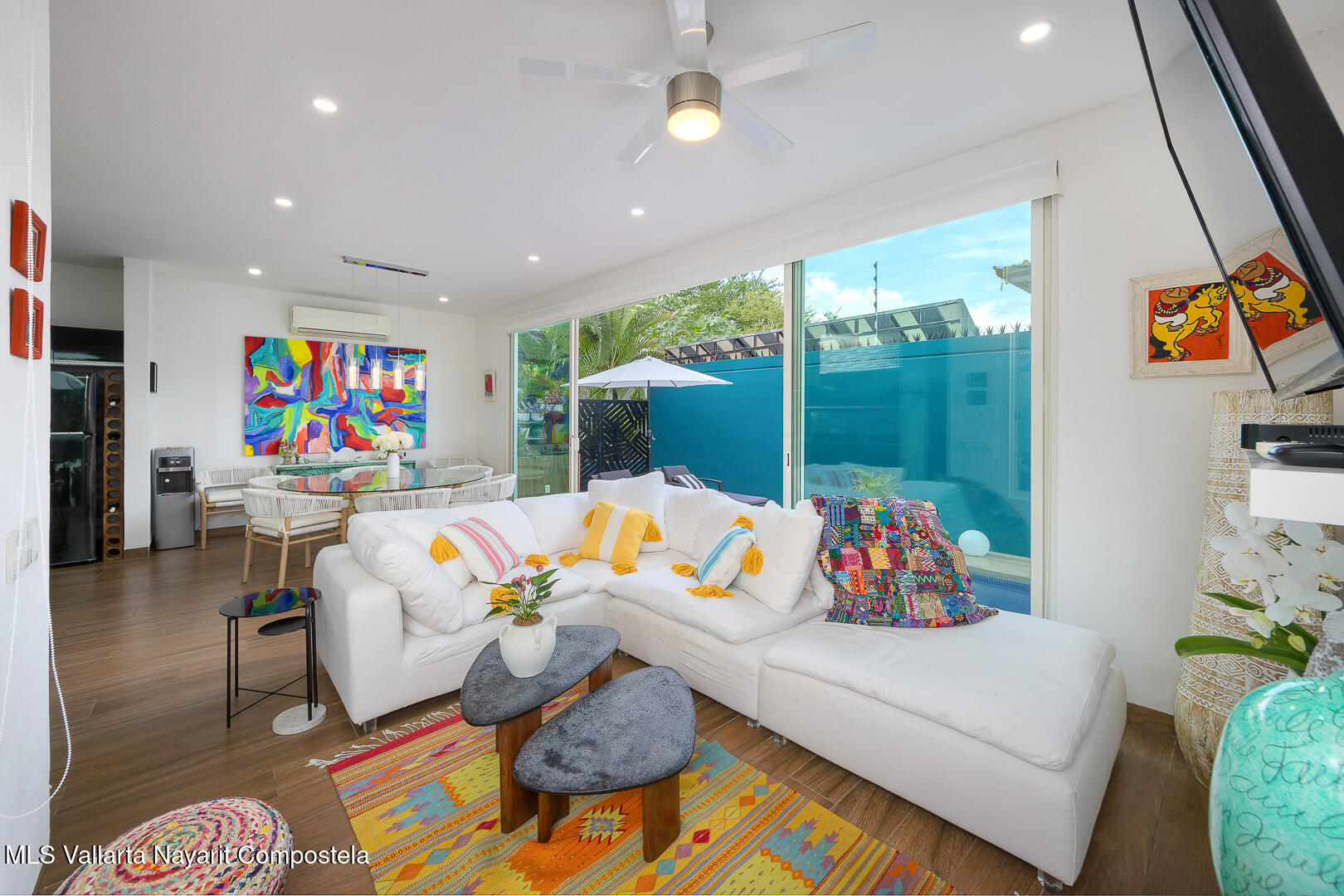 20250925230034568448000000-o