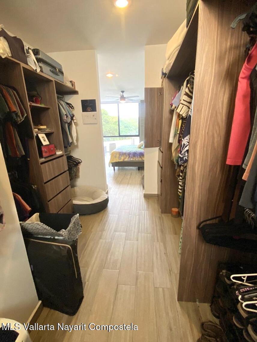 20250925232030485208000000-o