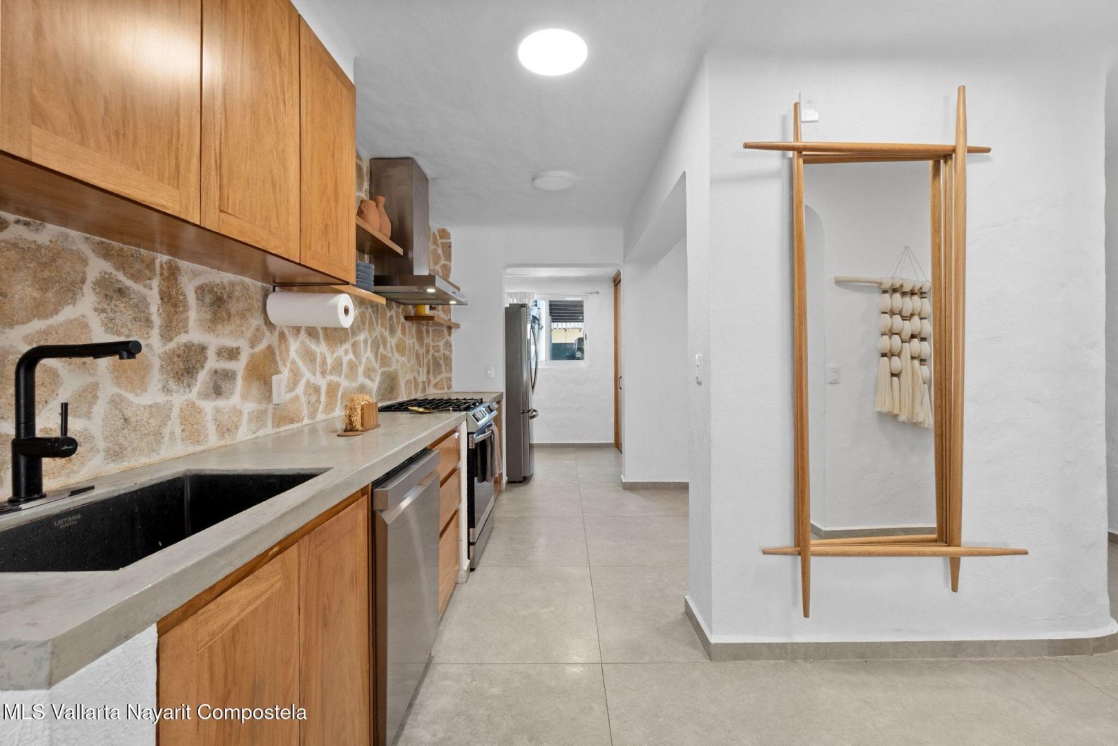 20250927183927102844000000-o