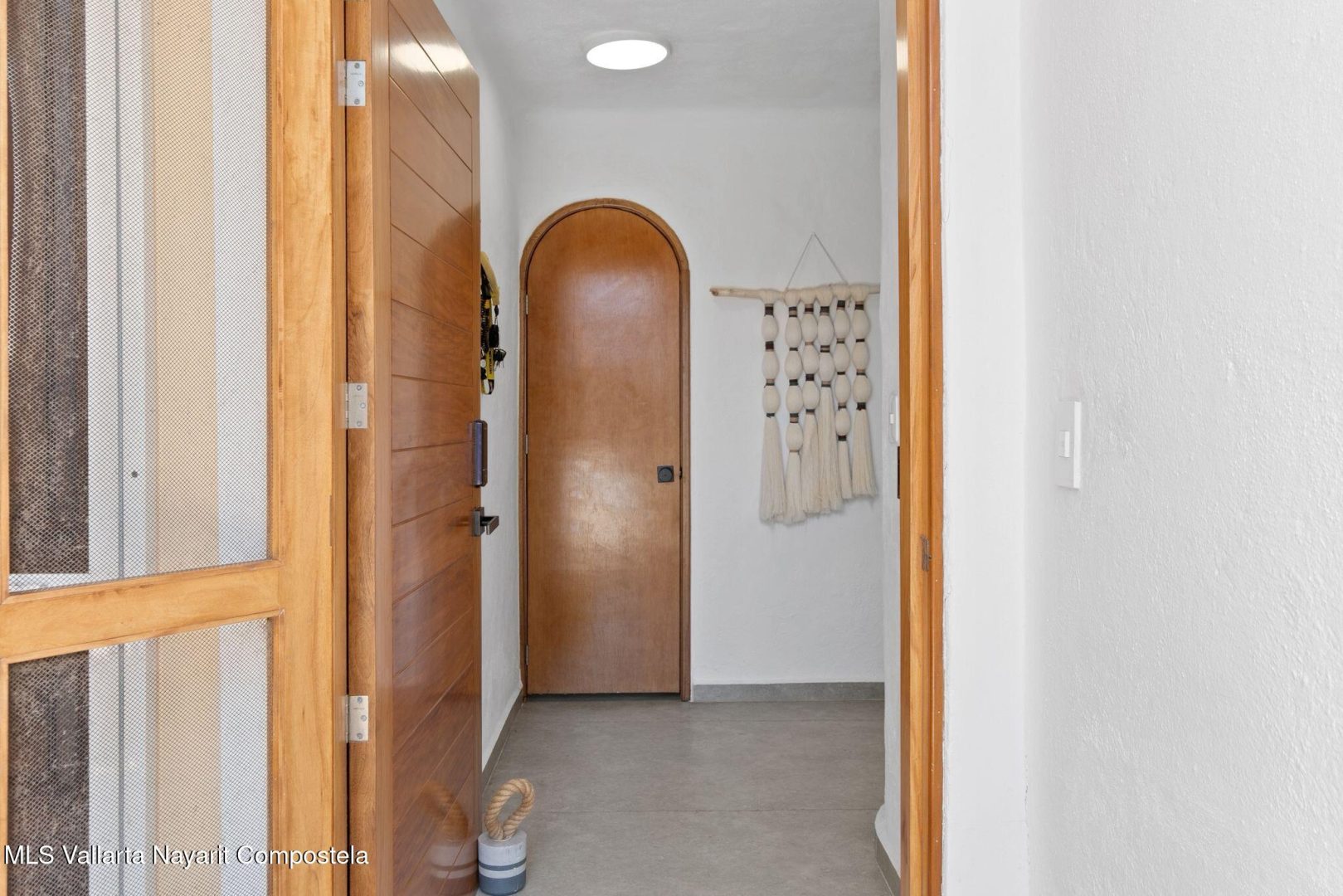 20250927183948882321000000-o