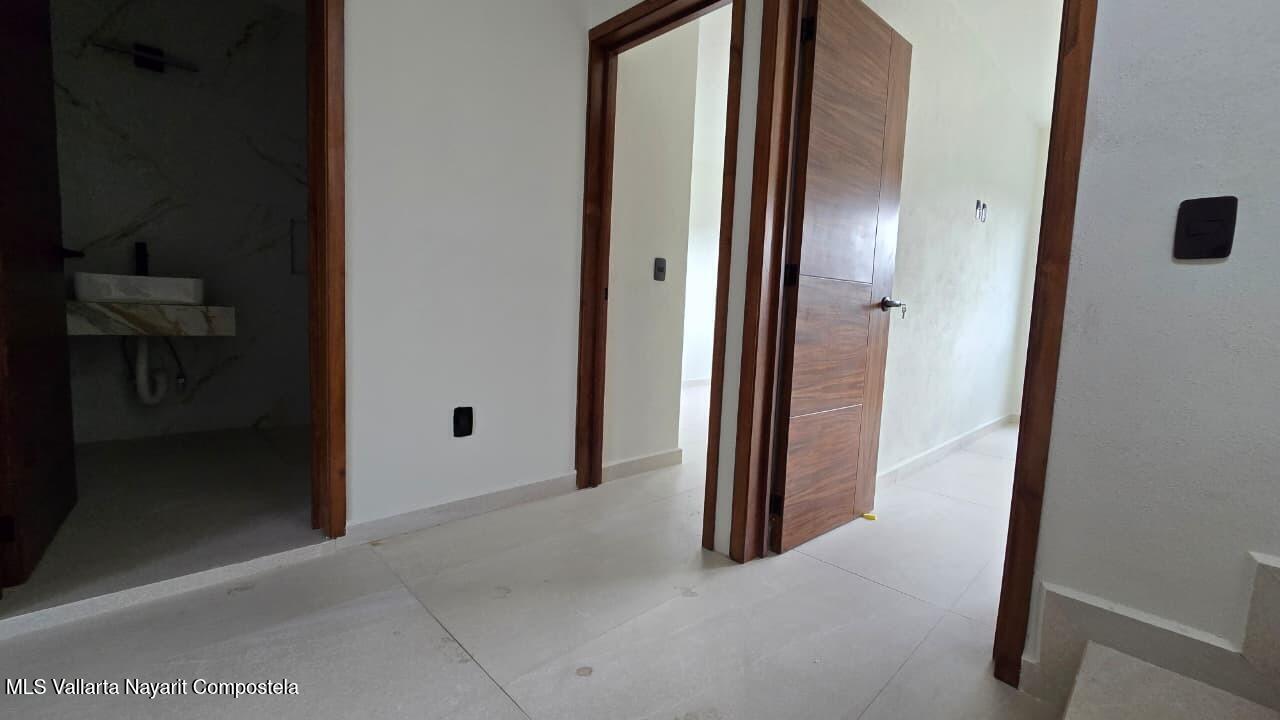 20250930230911169678000000-o