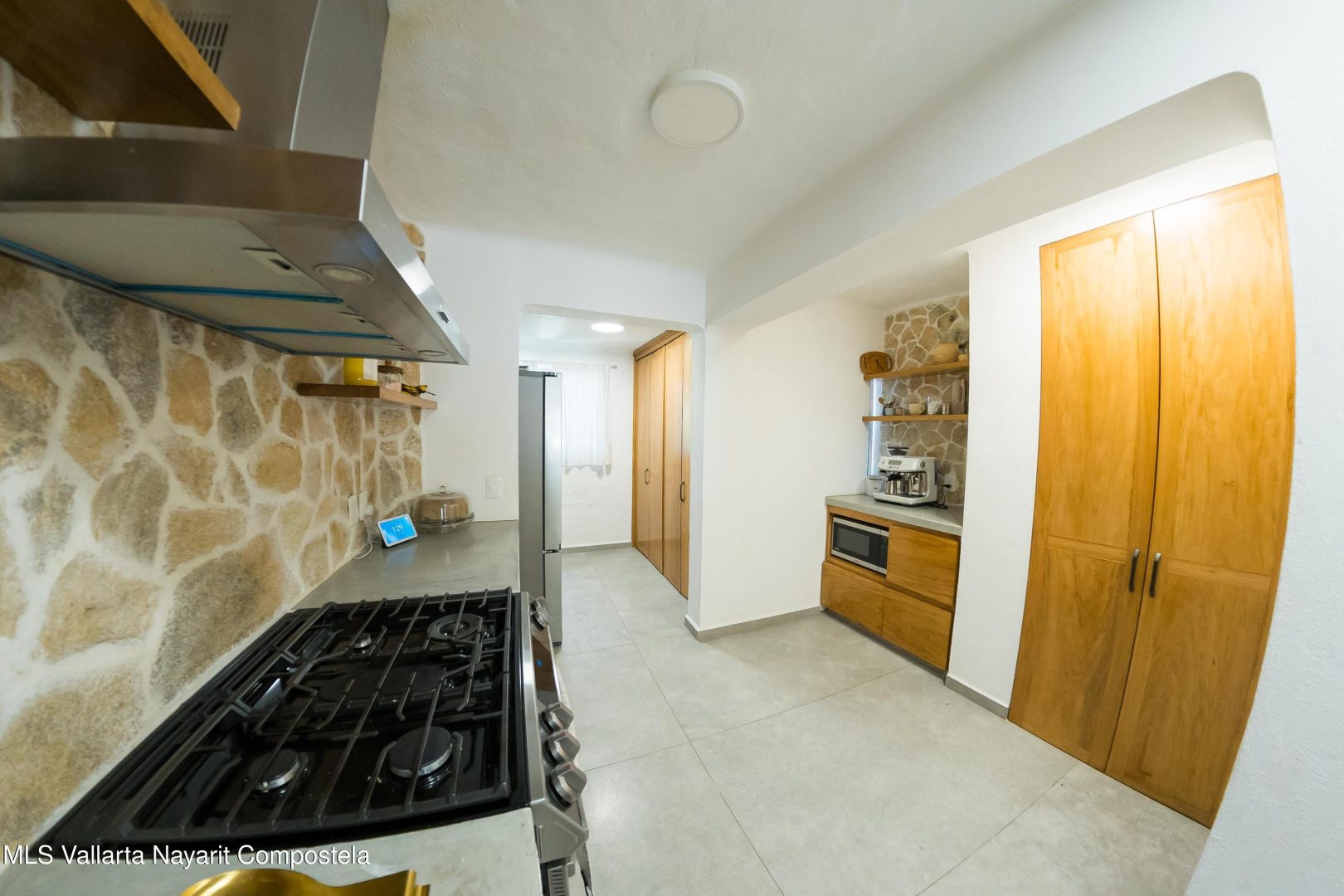 20251001174437144174000000-o