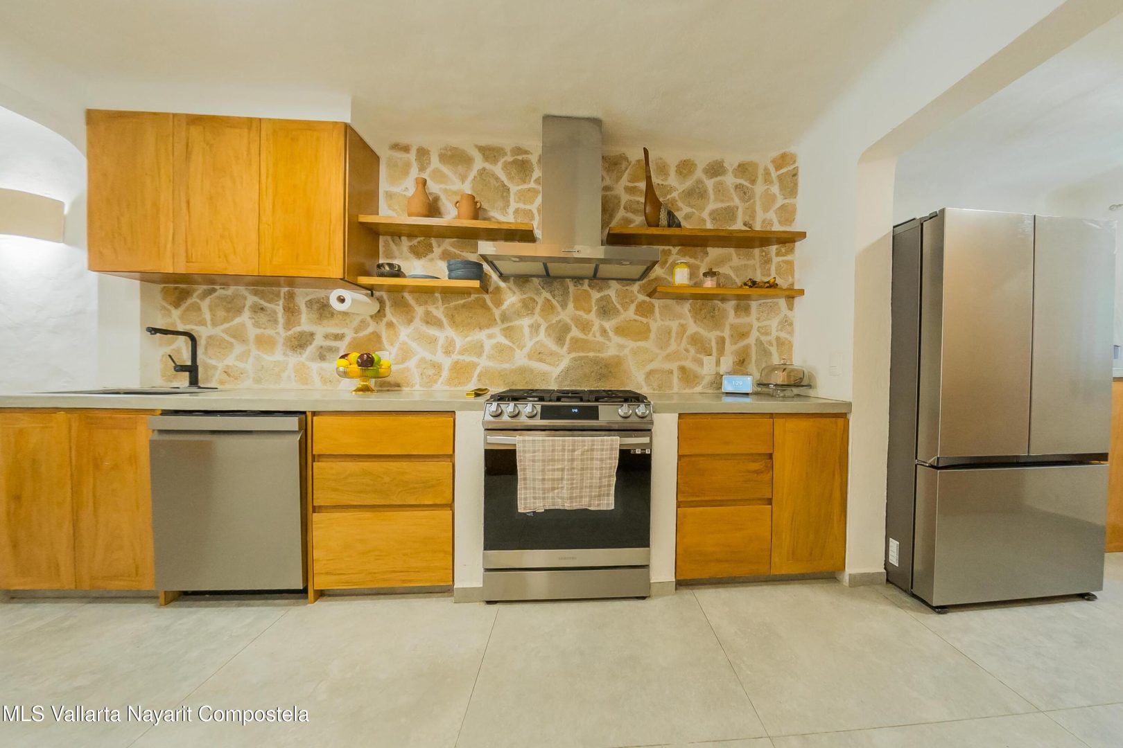 20251001174549835609000000-o