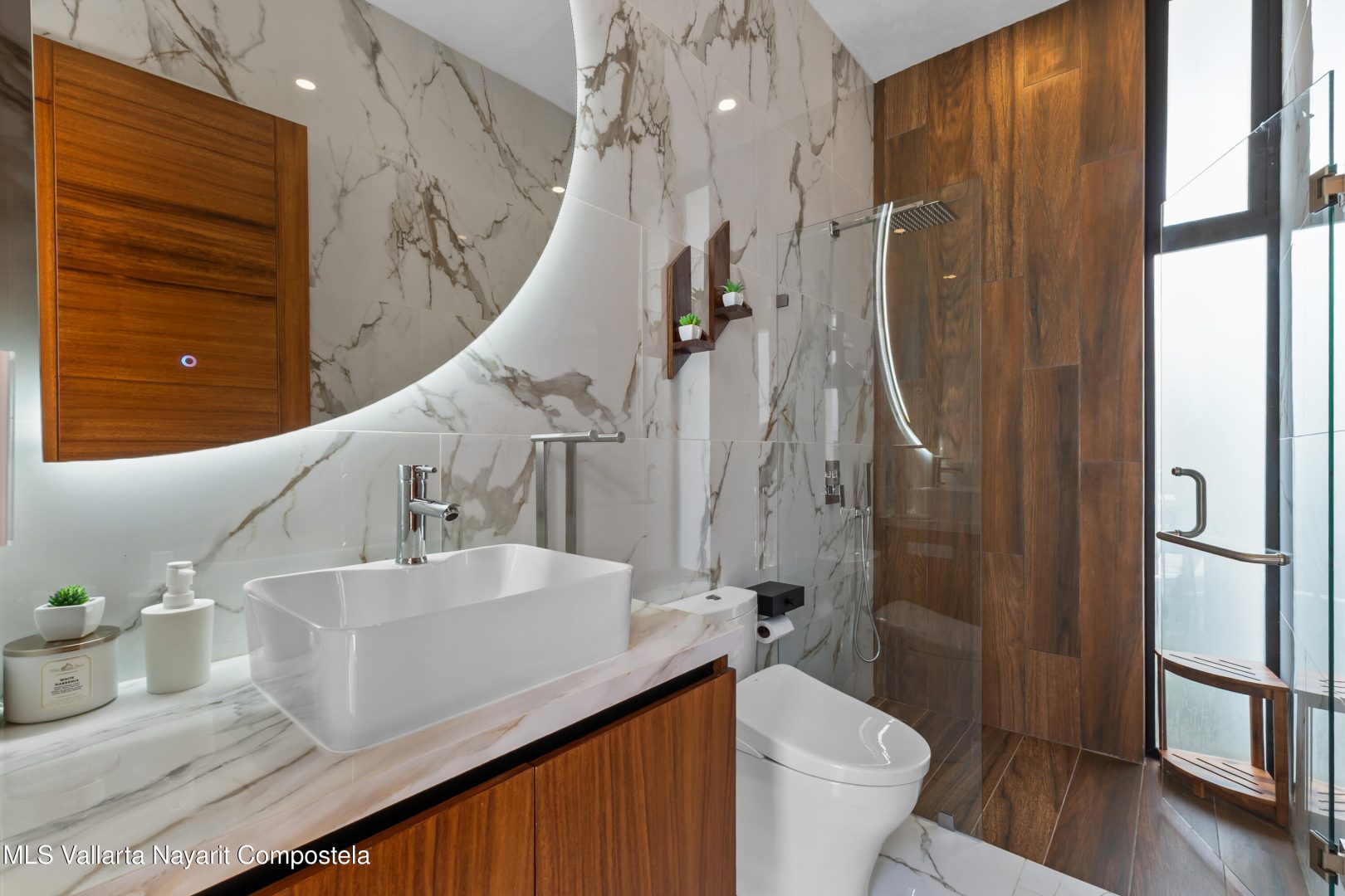 20251002143152122413000000-o