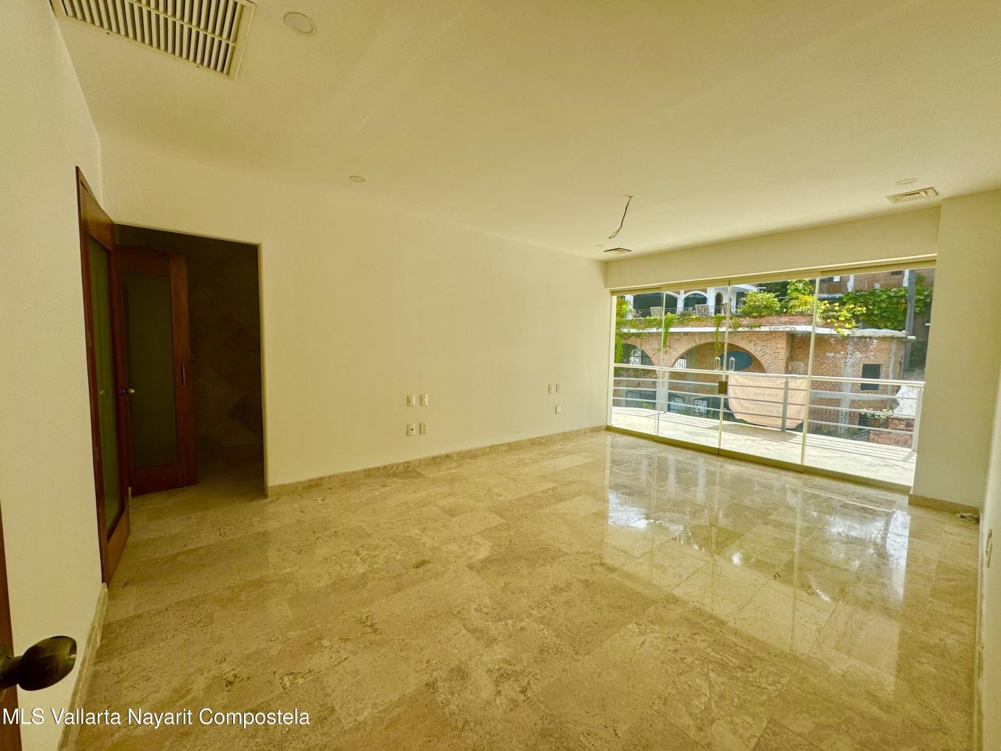 20251006175337242166000000-o