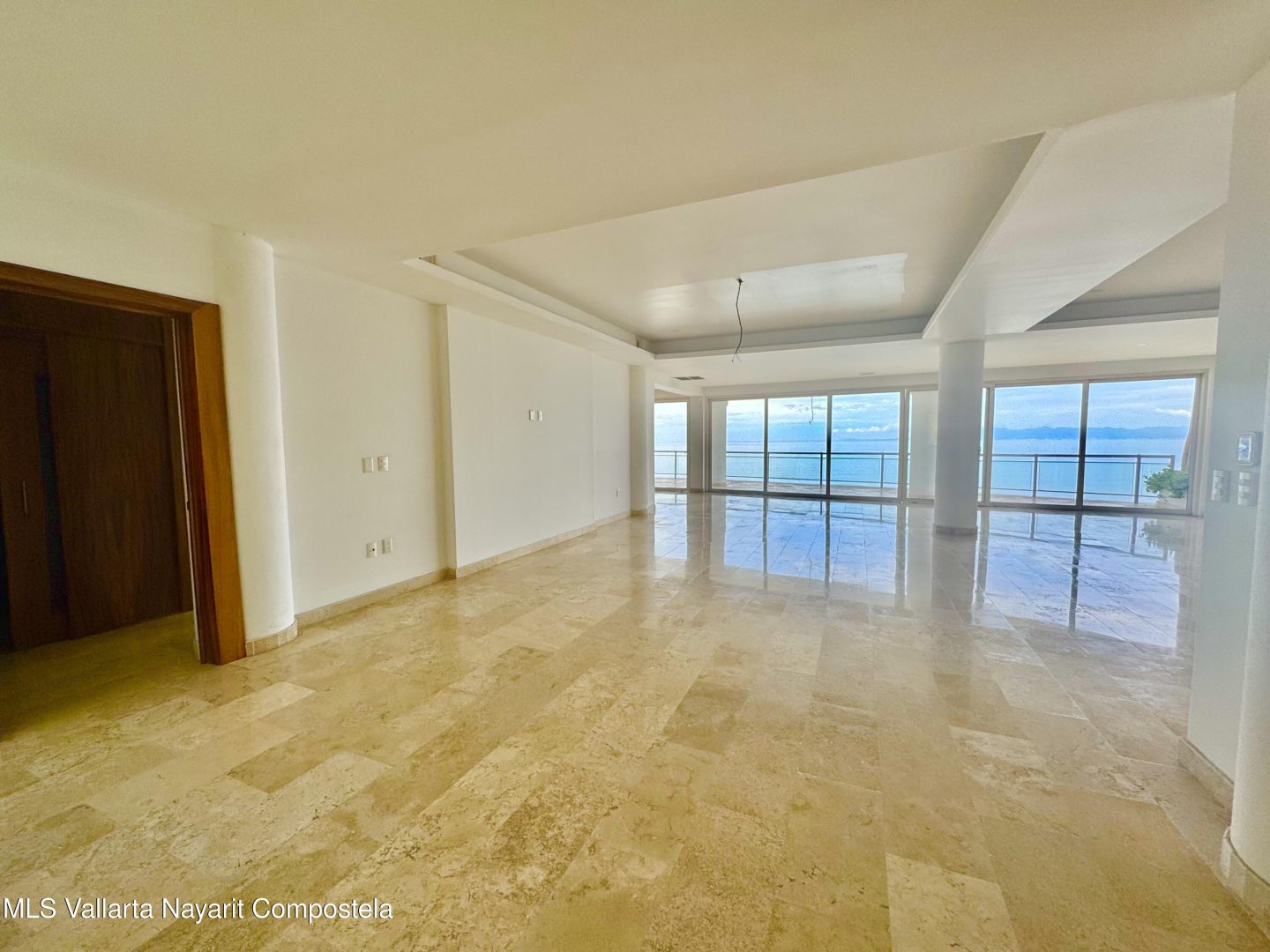 20251006175353678979000000-o