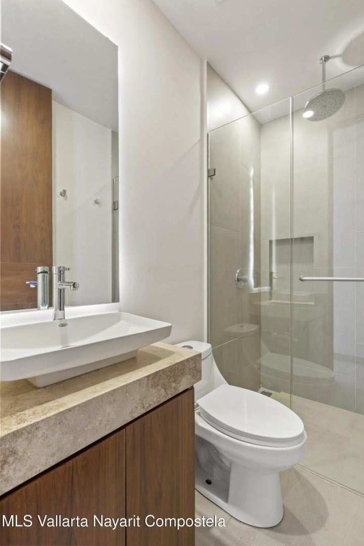 20251006191650310452000000-o