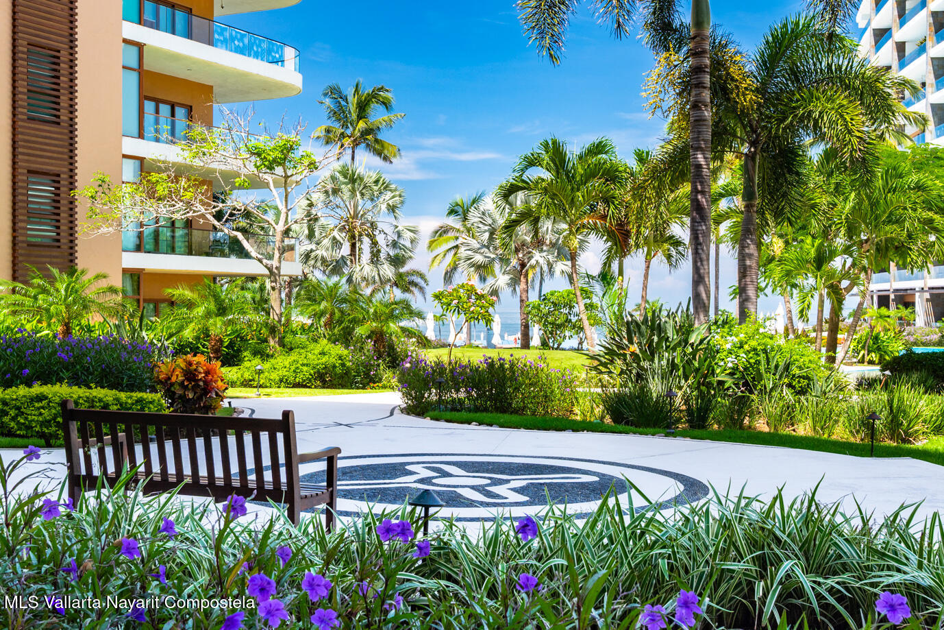 20251006204959924208000000-o