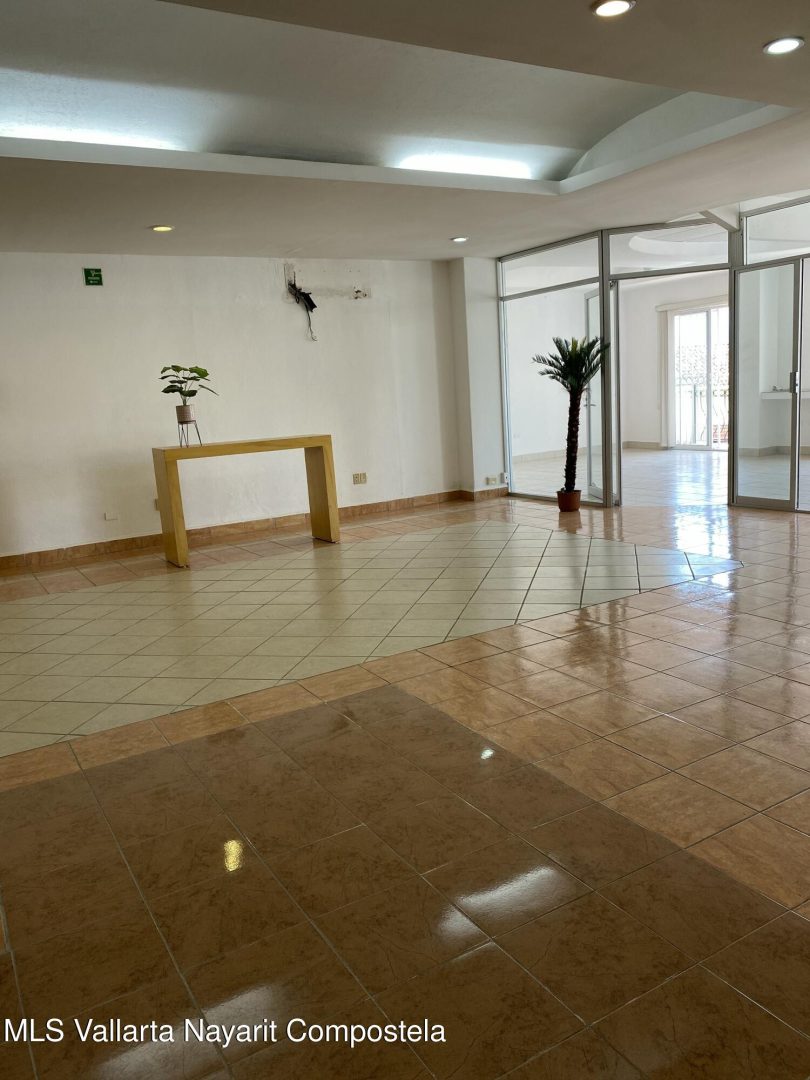 20251008230228448284000000-o