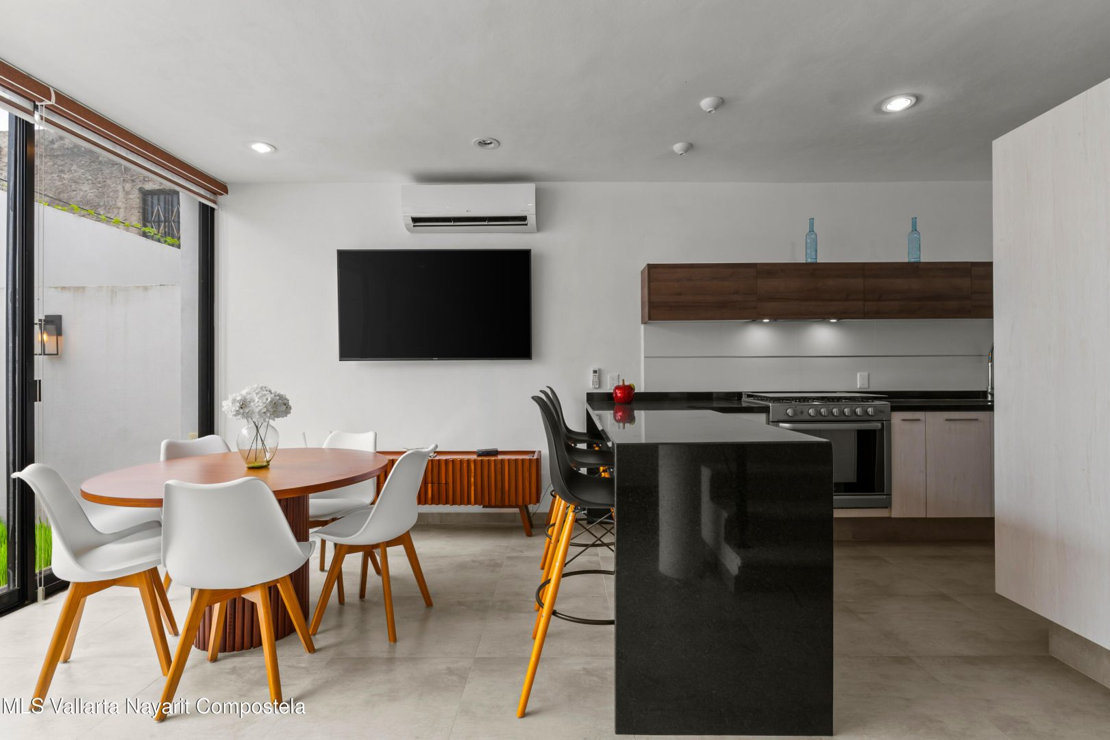 20251009163745549424000000-o