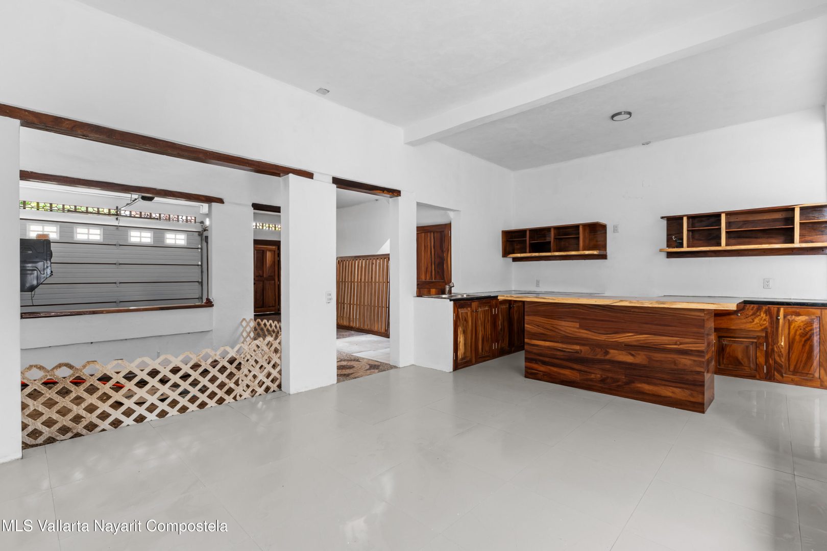 20251009190757921872000000-o