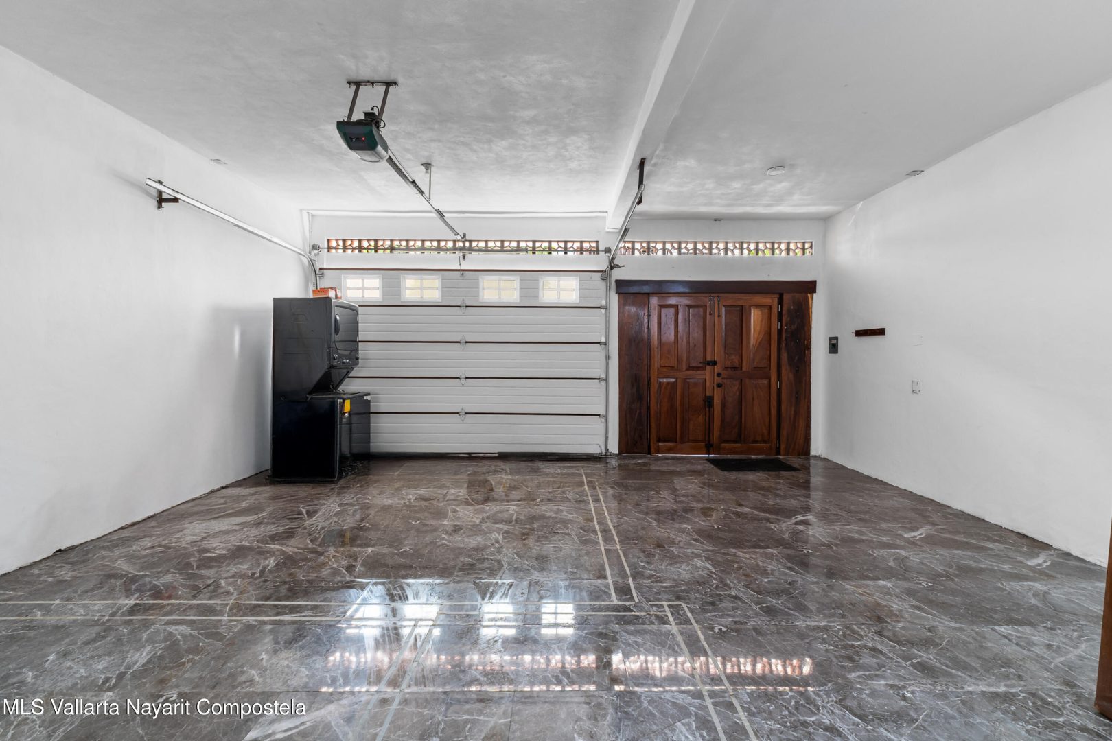 20251009190807352391000000-o