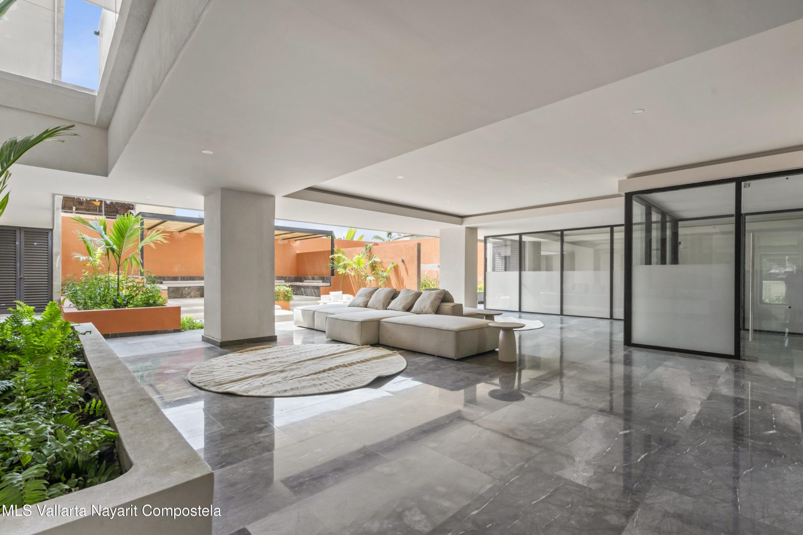 20251010205549141577000000-o