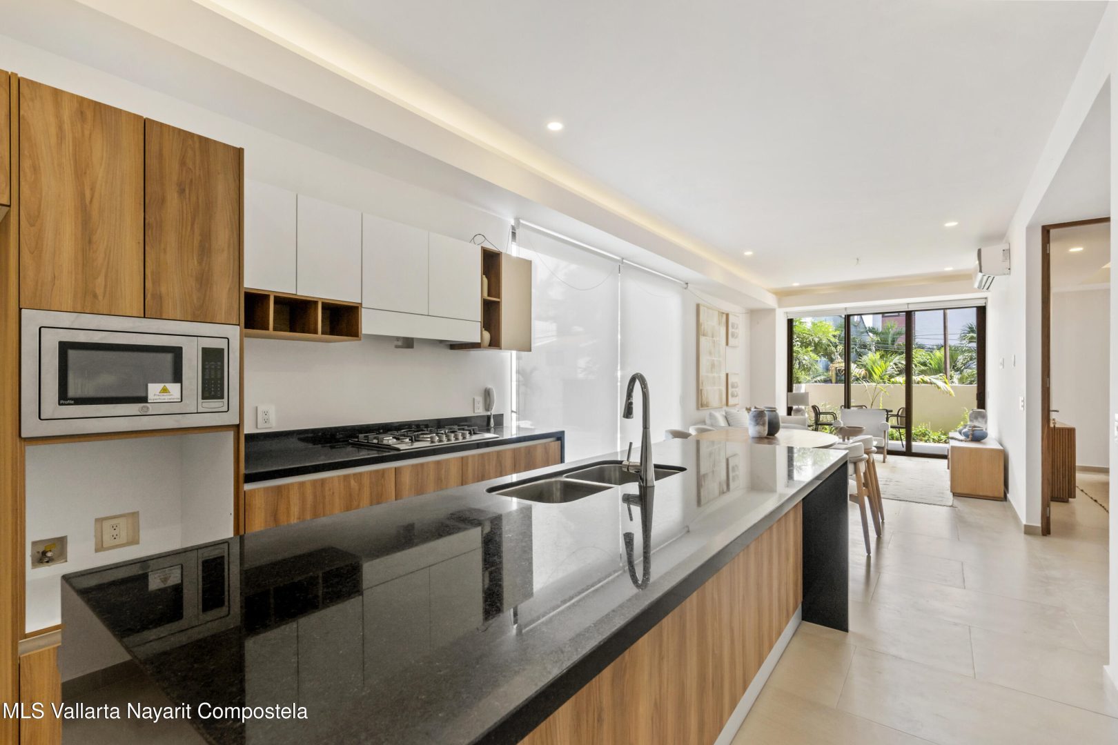 20251010223027837486000000-o