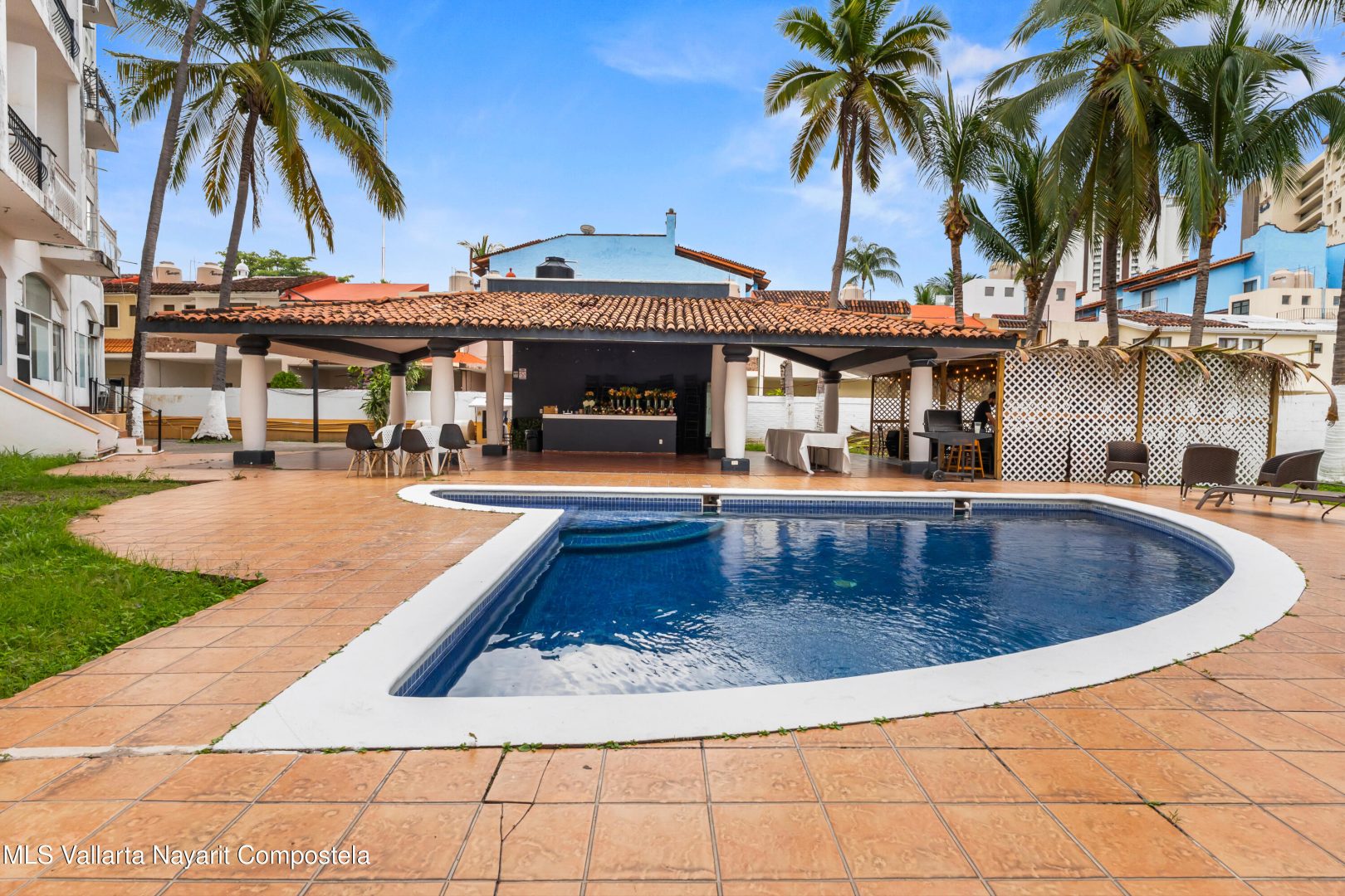 20251011032608655884000000-o