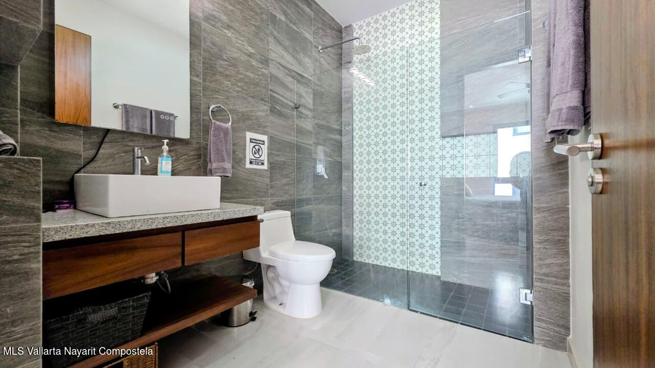 20251011203008591361000000-o