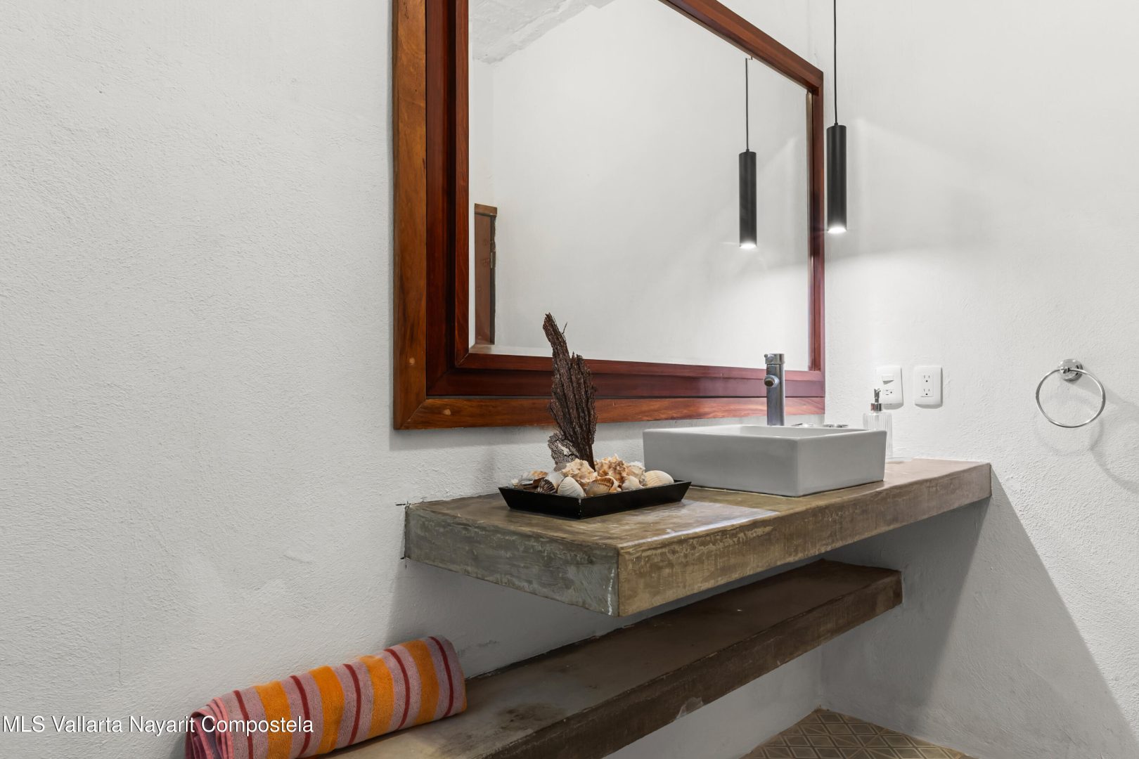 20251013165343455947000000-o