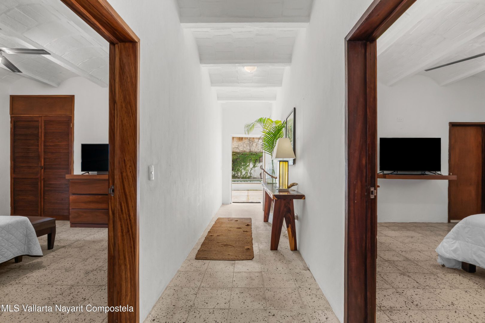 20251013165433293372000000-o