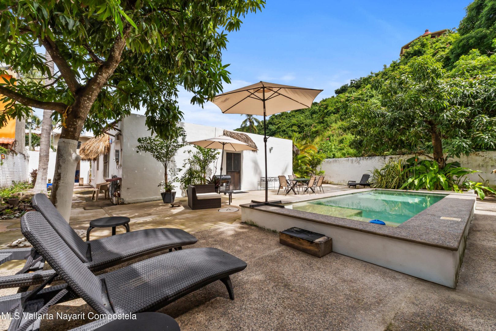 20251013165500035694000000-o